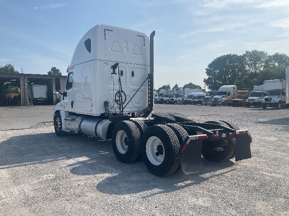 Sleeper Tractor-Heavy Duty Tractors-Freightliner-2020-Cascadia 12564ST-Jackson-TN-678,072\n\t\tmiles-$ 42,250 - Image 5