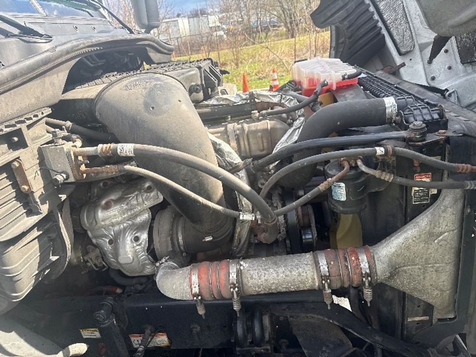 Sleeper Tractor-Heavy Duty Tractors-Freightliner-2020-Cascadia 12564ST-Jessup-MD-420,678\n\t\tmiles-$ 57,250 - Image 19