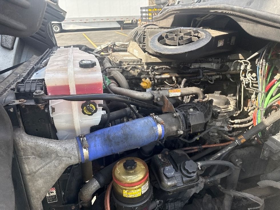 Sleeper Tractor-Heavy Duty Tractors-Freightliner-2020-Cascadia 12564ST-Jessup-MD-420,678\n\t\tmiles-$ 57,250 - Image 20