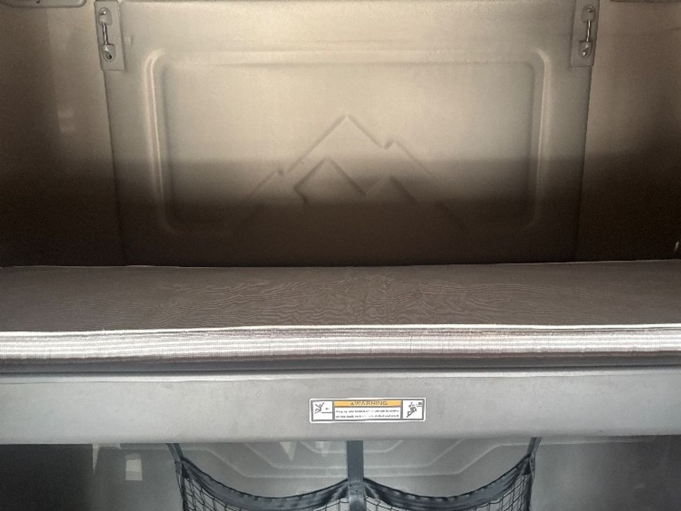 Sleeper Tractor-Heavy Duty Tractors-Freightliner-2020-Cascadia 12564ST-Jessup-MD-420,678\n\t\tmiles-$ 57,250 - Image 21