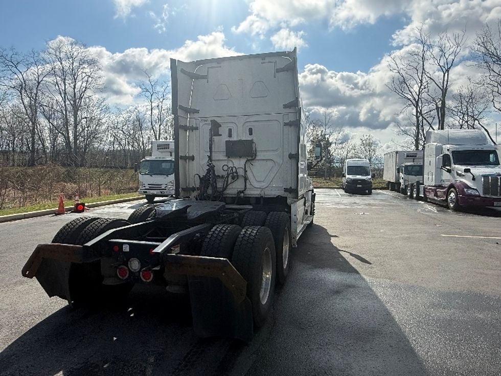 Sleeper Tractor-Heavy Duty Tractors-Freightliner-2020-Cascadia 12564ST-Jessup-MD-420,678\n\t\tmiles-$ 57,250 - Image 7