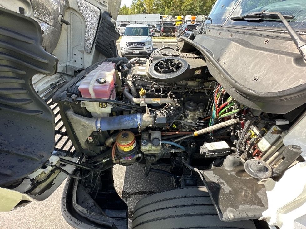 Sleeper Tractor-Heavy Duty Tractors-Freightliner-2020-Cascadia 12564ST-Jessup-MD-450,195\n\t\tmiles-$ 61,250 - Image 21