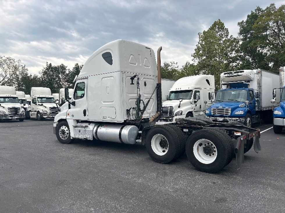 Sleeper Tractor-Heavy Duty Tractors-Freightliner-2020-Cascadia 12564ST-Jessup-MD-647,495\n\t\tmiles-$ 42,250 - Image 5