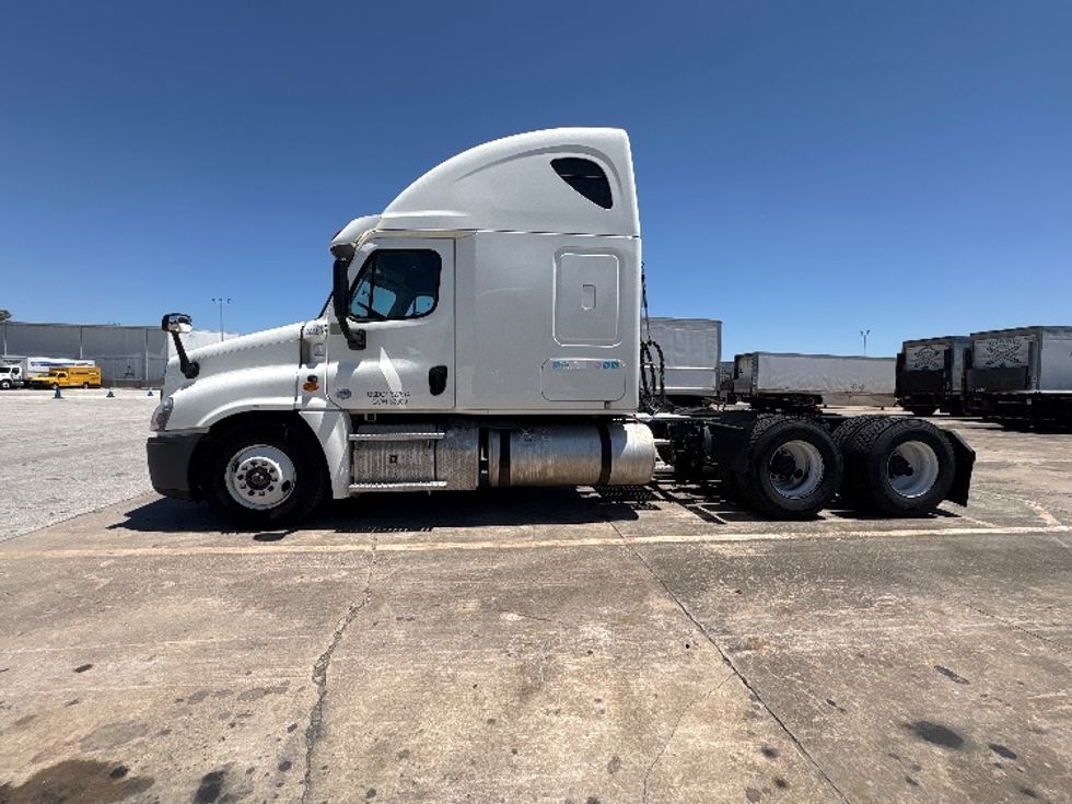 Sleeper Tractor-Heavy Duty Tractors-Freightliner-2020-Cascadia 12564ST-Katy-TX-287,788\n\t\tmiles-$ 69,000 - Image 4