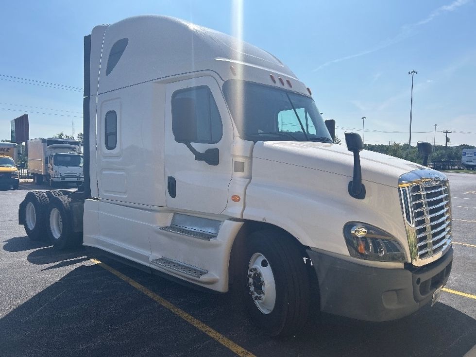 Sleeper Tractor-Heavy Duty Tractors-Freightliner-2020-Cascadia 12564ST-La Porte-IN-254,367\n\t\tmiles-$ 72,250 - Image 1