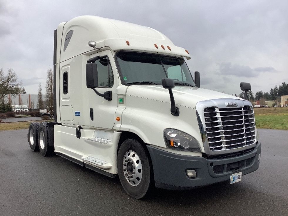 Sleeper Tractor-Heavy Duty Tractors-Freightliner-2020-Cascadia 12564ST-Lacey-WA-470,957\n\t\tmiles-$ 59,000 - Image 1