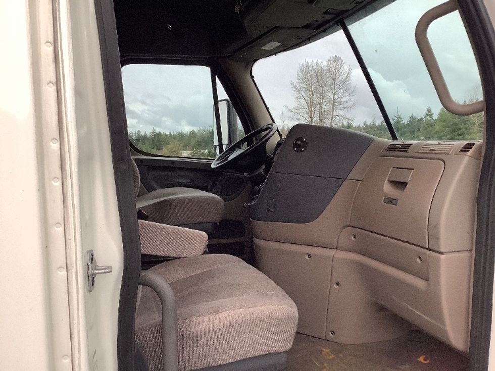 Sleeper Tractor-Heavy Duty Tractors-Freightliner-2020-Cascadia 12564ST-Lacey-WA-470,957\n\t\tmiles-$ 59,000 - Image 15