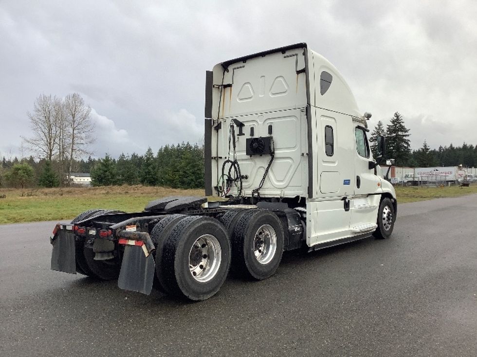 Sleeper Tractor-Heavy Duty Tractors-Freightliner-2020-Cascadia 12564ST-Lacey-WA-470,957\n\t\tmiles-$ 59,000 - Image 7