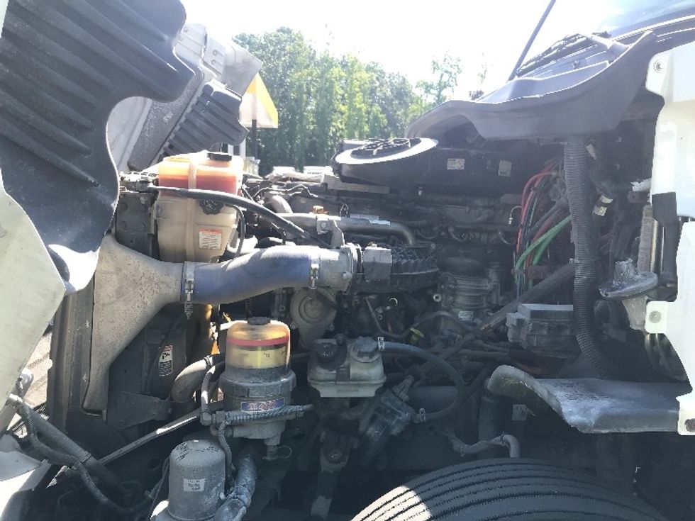 Sleeper Tractor-Heavy Duty Tractors-Freightliner-2020-Cascadia 12564ST-Ladson-SC-350,833\n\t\tmiles-$ 64,500 - Image 21