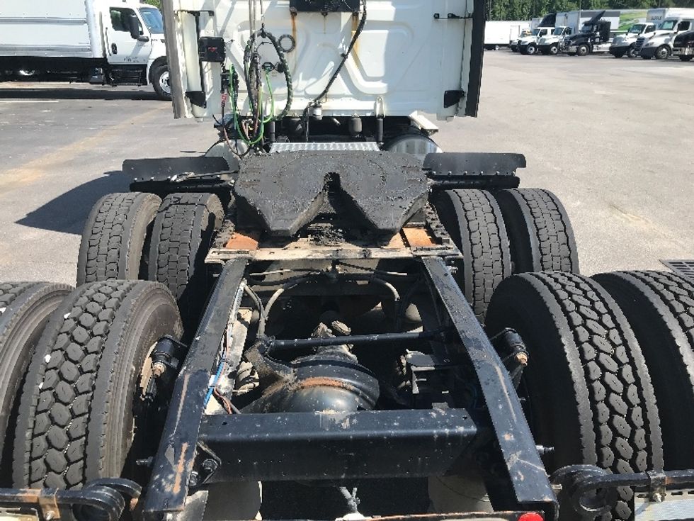 Sleeper Tractor-Heavy Duty Tractors-Freightliner-2020-Cascadia 12564ST-Ladson-SC-350,833\n\t\tmiles-$ 64,500 - Image 6