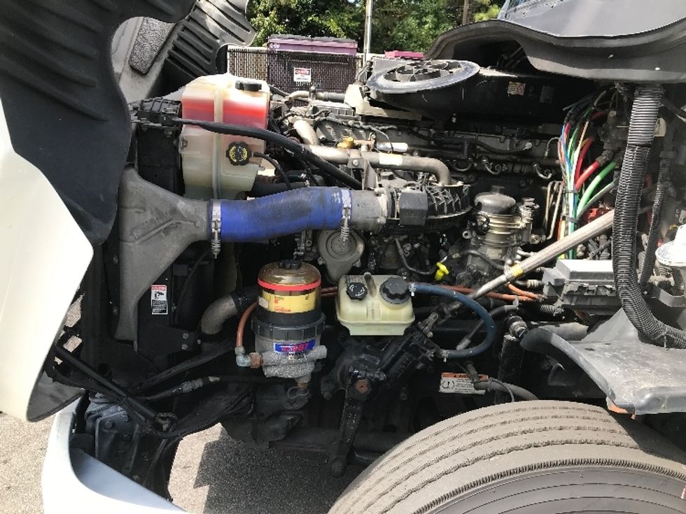 Sleeper Tractor-Heavy Duty Tractors-Freightliner-2020-Cascadia 12564ST-Ladson-SC-453,698\n\t\tmiles-$ 57,500 - Image 21