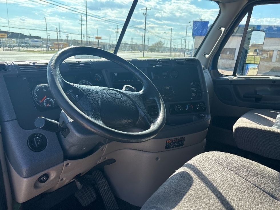 Sleeper Tractor-Heavy Duty Tractors-Freightliner-2020-Cascadia 12564ST-Lubbock-TX-507,495\n\t\tmiles-$ 58,250 - Image 10