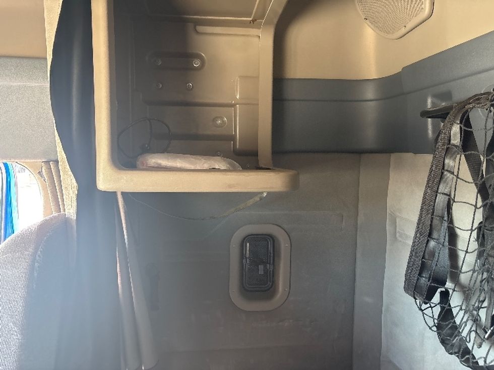 Sleeper Tractor-Heavy Duty Tractors-Freightliner-2020-Cascadia 12564ST-Lubbock-TX-507,495\n\t\tmiles-$ 58,250 - Image 19