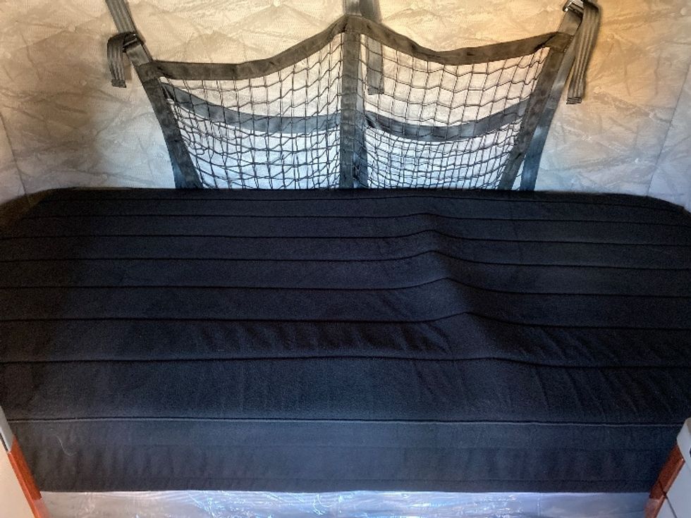 Sleeper Tractor-Heavy Duty Tractors-Freightliner-2020-Cascadia 12564ST-Martinsville-VA-632,215\n\t\tmiles-$ 42,500 - Image 17