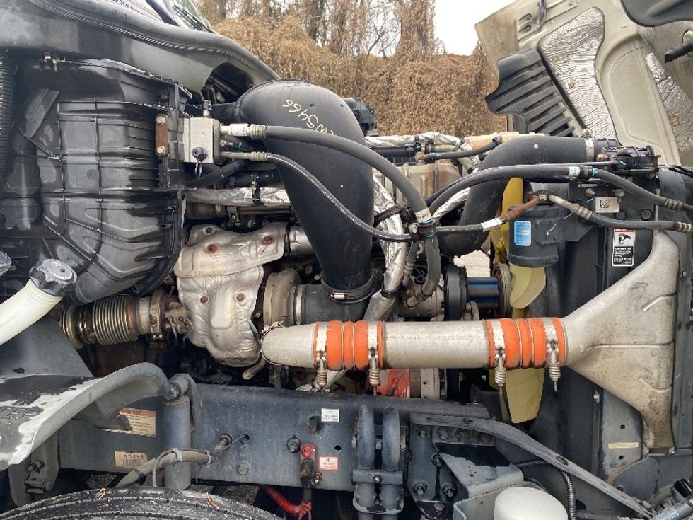 Sleeper Tractor-Heavy Duty Tractors-Freightliner-2020-Cascadia 12564ST-Martinsville-VA-661,206\n\t\tmiles-$ 38,250 - Image 20