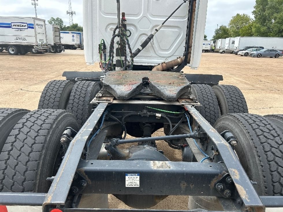 Sleeper Tractor-Heavy Duty Tractors-Freightliner-2020-Cascadia 12564ST-Memphis-TN-693,028\n\t\tmiles-$ 40,500 - Image 6