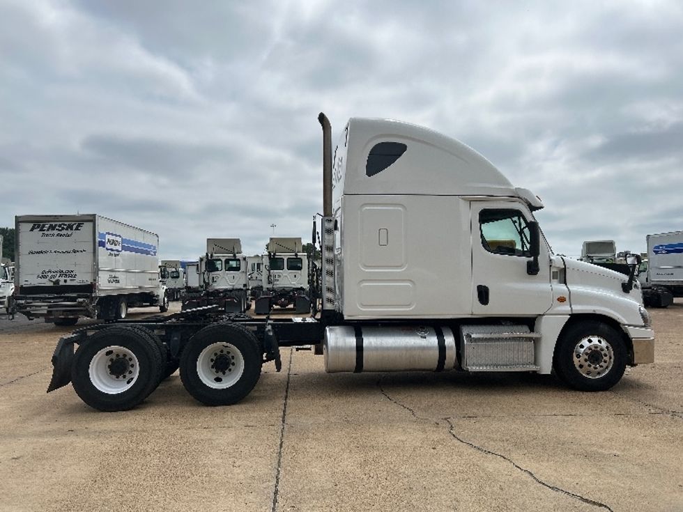 Sleeper Tractor-Heavy Duty Tractors-Freightliner-2020-Cascadia 12564ST-Memphis-TN-693,028\n\t\tmiles-$ 40,500 - Image 8