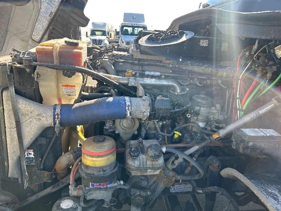 Sleeper Tractor-Heavy Duty Tractors-Freightliner-2020-Cascadia 12564ST-Middlefield-OH-371,360\n\t\tmiles-$ 57,250 - Image 21