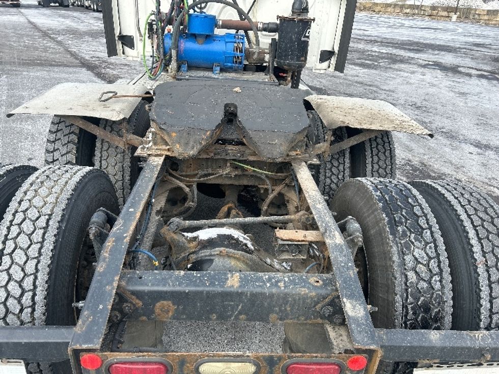 Sleeper Tractor-Heavy Duty Tractors-Freightliner-2020-Cascadia 12564ST-Middlefield-OH-456,955\n\t\tmiles-$ 54,750 - Image 6