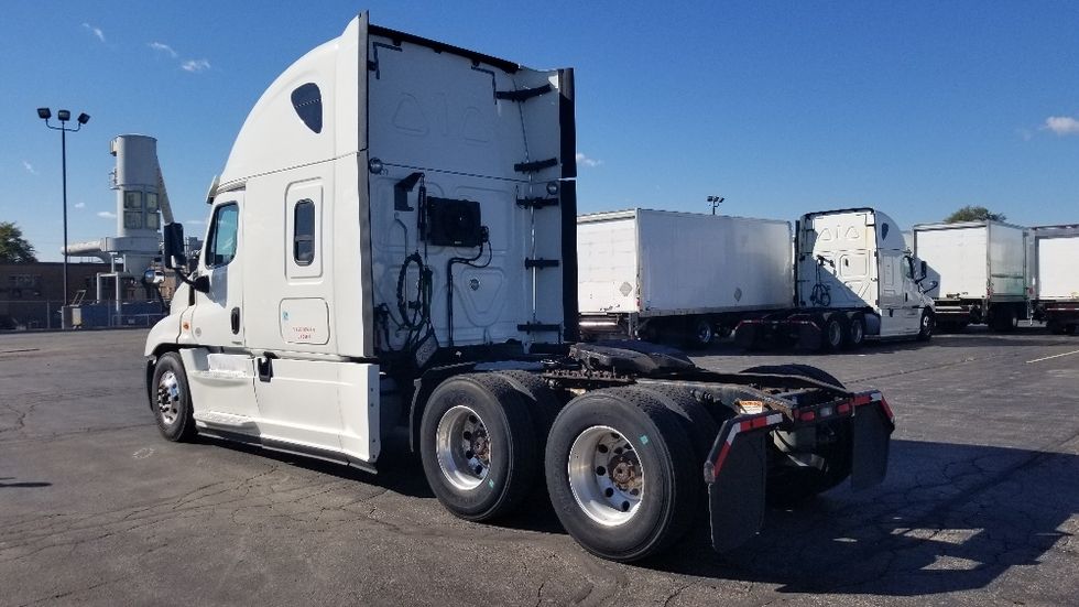 Sleeper Tractor-Heavy Duty Tractors-Freightliner-2020-Cascadia 12564ST-Mississauga-ON-825,839\n\t\tkm-$ 70,000 - Image 5
