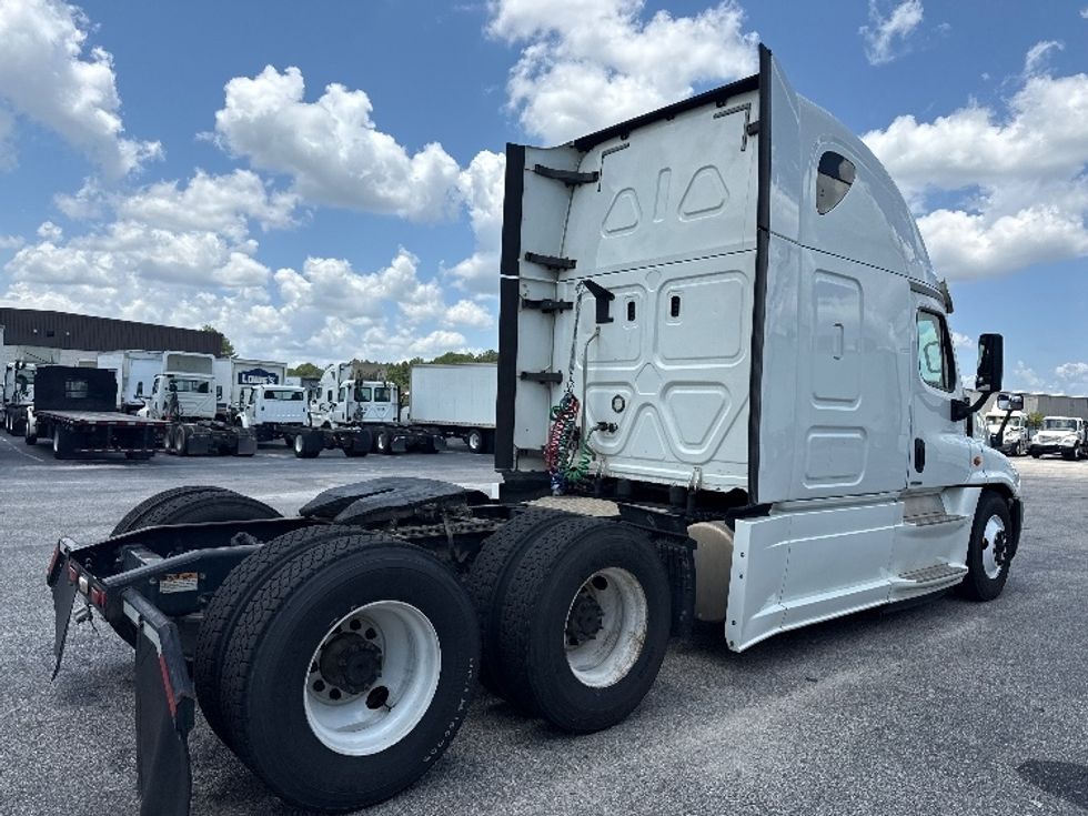 Sleeper Tractor-Heavy Duty Tractors-Freightliner-2020-Cascadia 12564ST-Mobile-AL-471,448\n\t\tmiles-$ 56,750 - Image 7
