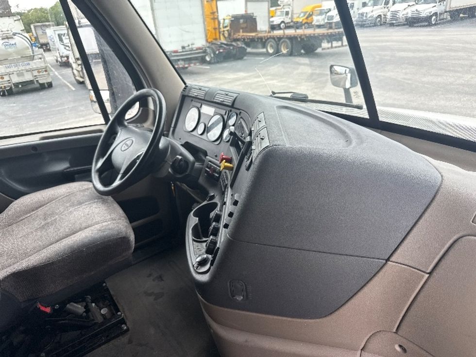 Sleeper Tractor-Heavy Duty Tractors-Freightliner-2020-Cascadia 12564ST-Mobile-AL-508,507\n\t\tmiles-$ 54,500 - Image 15