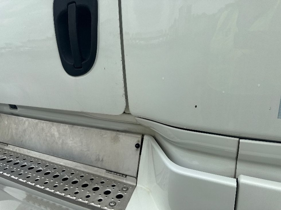 Sleeper Tractor-Heavy Duty Tractors-Freightliner-2020-Cascadia 12564ST-Mobile-AL-508,507\n\t\tmiles-$ 54,500 - Image 26