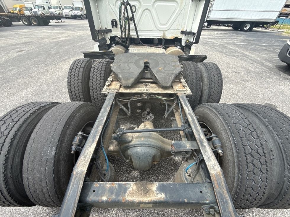 Sleeper Tractor-Heavy Duty Tractors-Freightliner-2020-Cascadia 12564ST-Mobile-AL-508,507\n\t\tmiles-$ 54,500 - Image 6