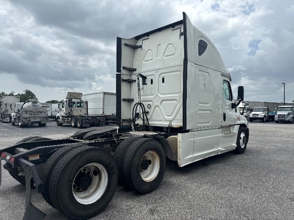 Sleeper Tractor-Heavy Duty Tractors-Freightliner-2020-Cascadia 12564ST-Mobile-AL-508,507\n\t\tmiles-$ 54,500 - Image 7