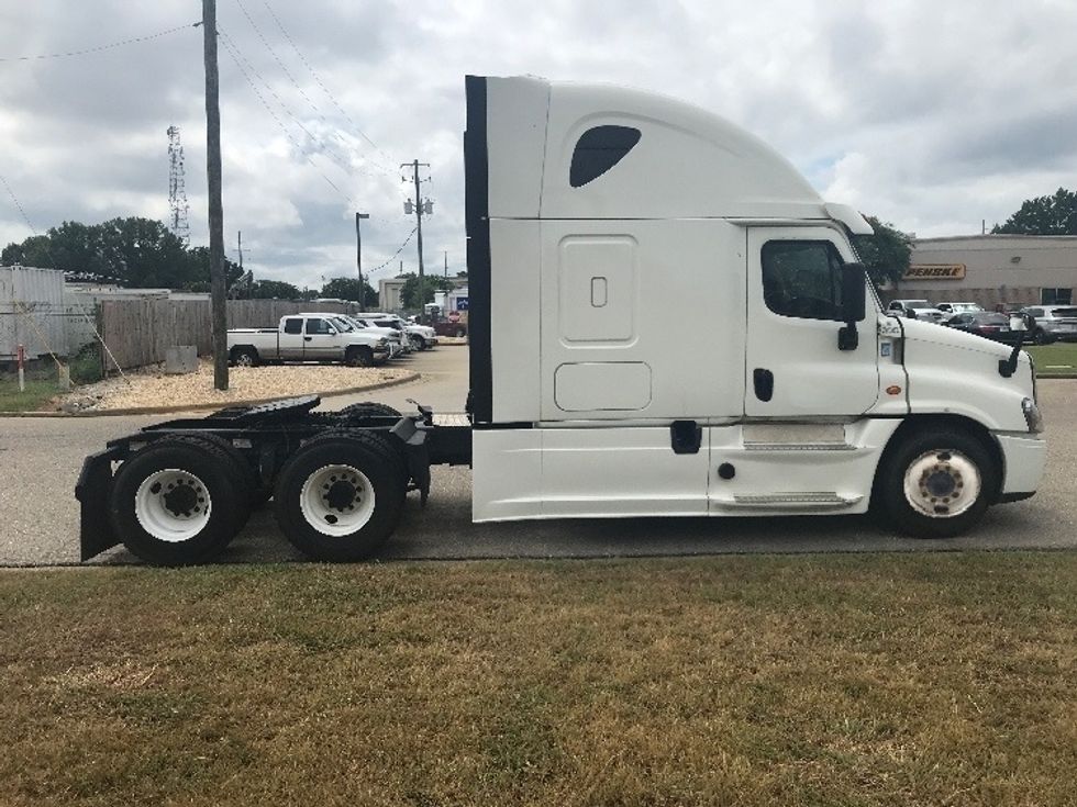 Sleeper Tractor-Heavy Duty Tractors-Freightliner-2020-Cascadia 12564ST-Montgomery-AL-635,118\n\t\tmiles-$ 47,750 - Image 8