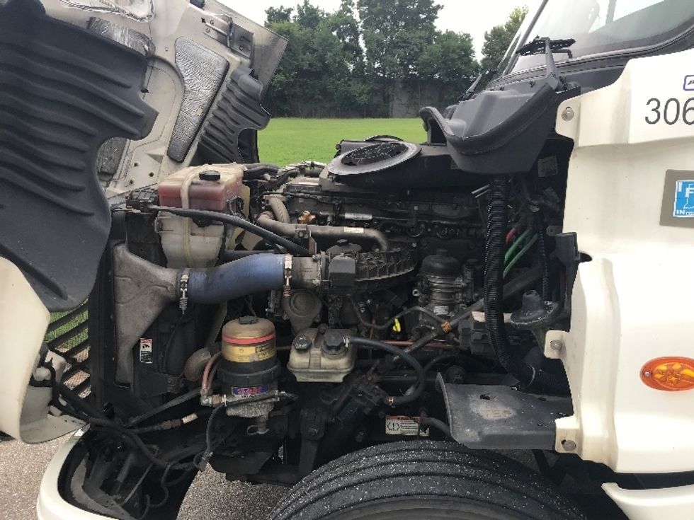 Sleeper Tractor-Heavy Duty Tractors-Freightliner-2020-Cascadia 12564ST-Montgomery-AL-678,733\n\t\tmiles-$ 44,500 - Image 21