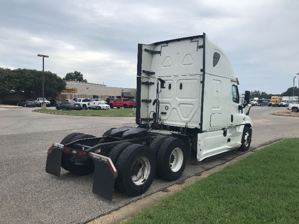 Sleeper Tractor-Heavy Duty Tractors-Freightliner-2020-Cascadia 12564ST-Montgomery-AL-678,733\n\t\tmiles-$ 44,500 - Image 7