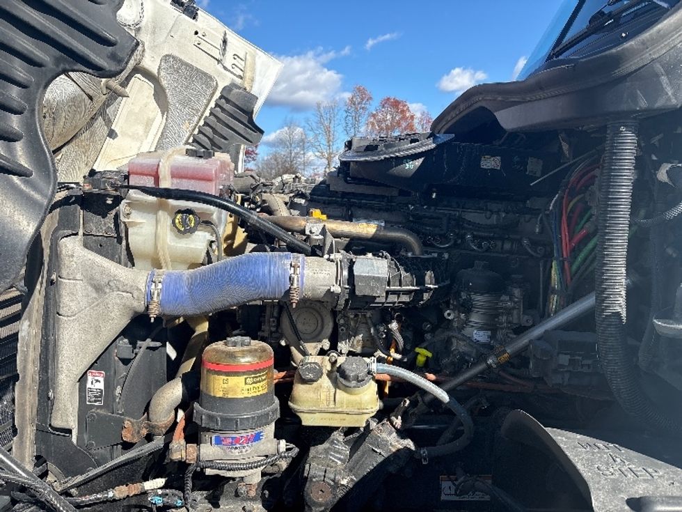 Sleeper Tractor-Heavy Duty Tractors-Freightliner-2020-Cascadia 12564ST-Montgomery-NY-586,061\n\t\tmiles-$ 47,500 - Image 21