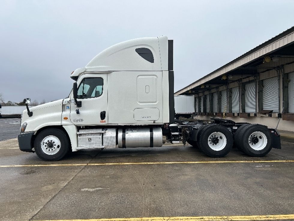 Sleeper Tractor-Heavy Duty Tractors-Freightliner-2020-Cascadia 12564ST-Nashville (Mount Juliet)-TN-548,100\n\t\tmiles-$ 46,250 - Image 4