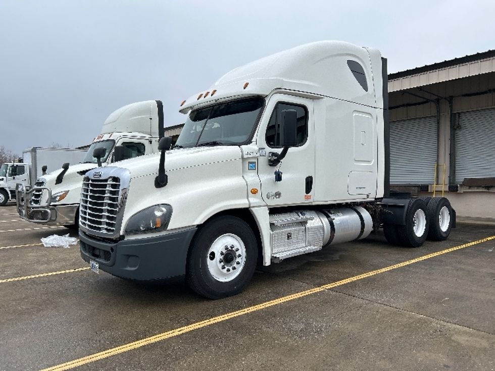 Sleeper Tractor-Heavy Duty Tractors-Freightliner-2020-Cascadia 12564ST-Nashville (Mount Juliet)-TN-548,100\n\t\tmiles-$ 46,250 - Image 3