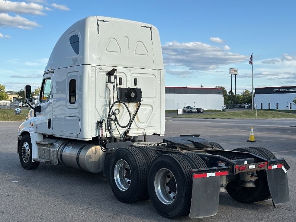 Sleeper Tractor-Heavy Duty Tractors-Freightliner-2020-Cascadia 12564ST-Piqua-OH-470,472\n\t\tmiles-$ 59,250 - Image 5
