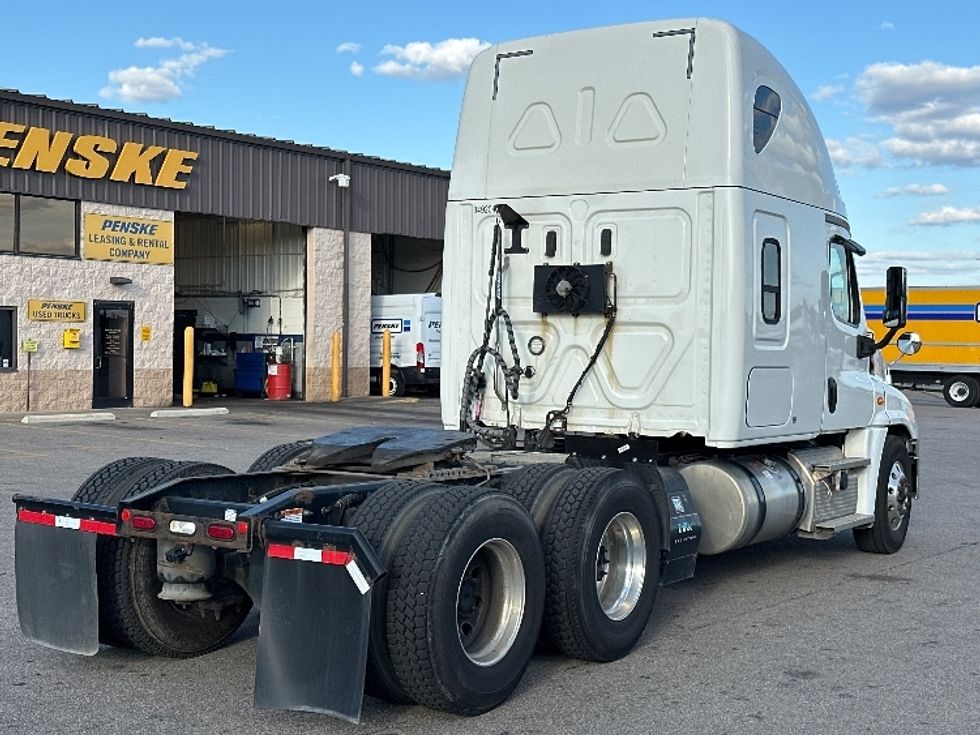 Sleeper Tractor-Heavy Duty Tractors-Freightliner-2020-Cascadia 12564ST-Piqua-OH-470,472\n\t\tmiles-$ 59,250 - Image 7