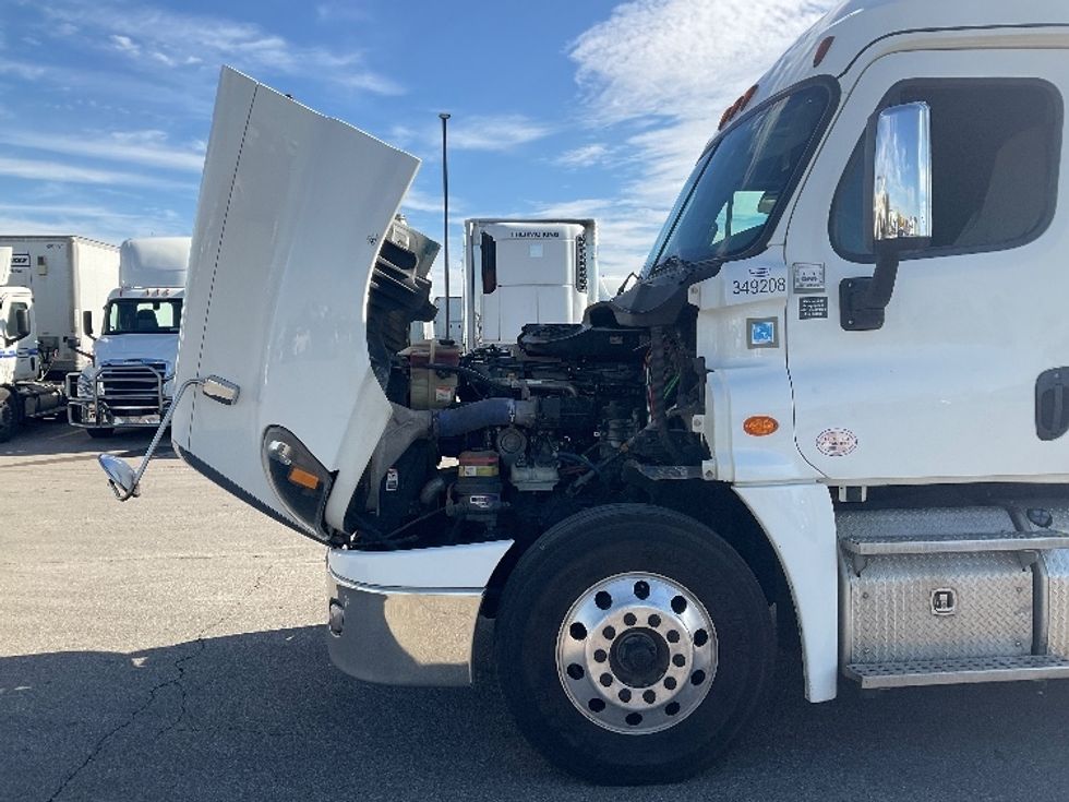 Sleeper Tractor-Heavy Duty Tractors-Freightliner-2020-Cascadia 12564ST-Piqua-OH-509,463\n\t\tmiles-$ 55,750 - Image 21
