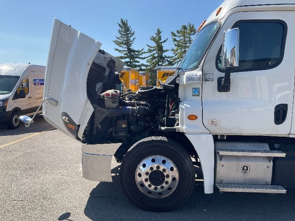 Sleeper Tractor-Heavy Duty Tractors-Freightliner-2020-Cascadia 12564ST-Piqua-OH-529,143\n\t\tmiles-$ 55,250 - Image 21