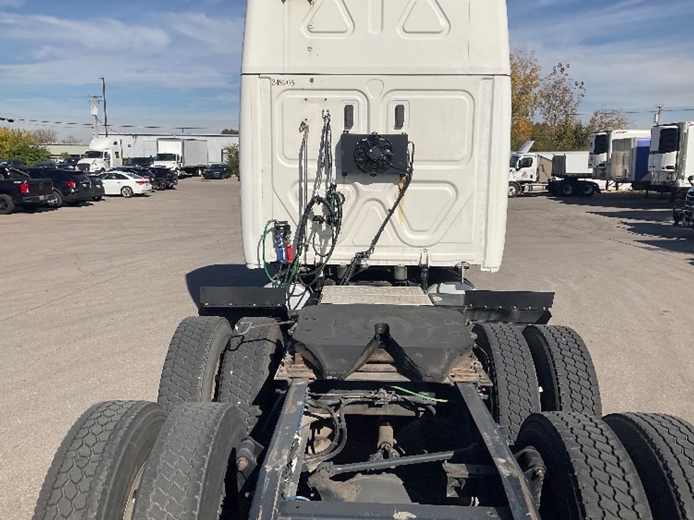 Sleeper Tractor-Heavy Duty Tractors-Freightliner-2020-Cascadia 12564ST-Piqua-OH-561,583\n\t\tmiles-$ 51,500 - Image 6