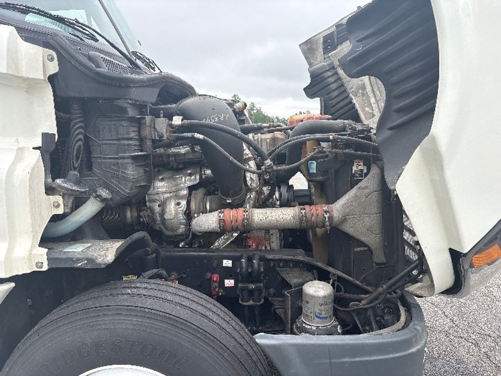 Sleeper Tractor-Heavy Duty Tractors-Freightliner-2020-Cascadia 12564ST-Prince George-VA-392,976\n\t\tmiles-$ 63,750 - Image 20