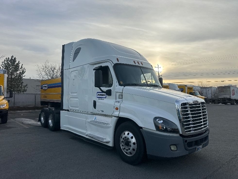 Sleeper Tractor-Heavy Duty Tractors-Freightliner-2020-Cascadia 12564ST-Sparks-NV-466,557\n\t\tmiles-$ 60,750 - Image 1