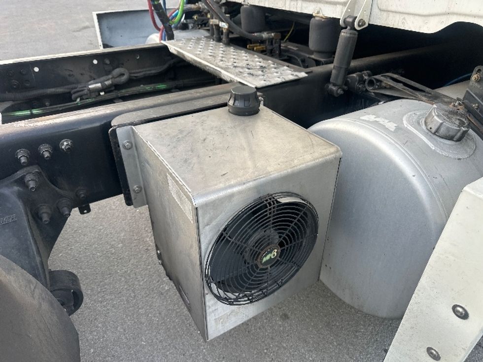 Sleeper Tractor-Heavy Duty Tractors-Freightliner-2020-Cascadia 12564ST-Sparks-NV-466,557\n\t\tmiles-$ 60,750 - Image 22