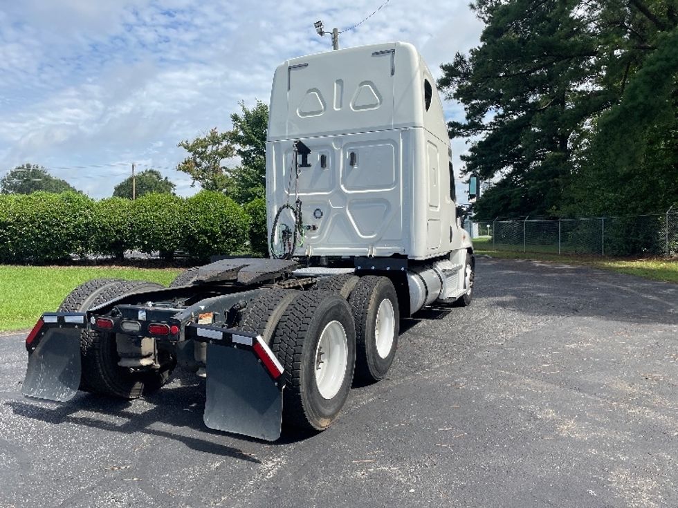 Sleeper Tractor-Heavy Duty Tractors-Freightliner-2020-Cascadia 12564ST-Spartanburg-SC-503,999\n\t\tmiles-$ 54,250 - Image 7