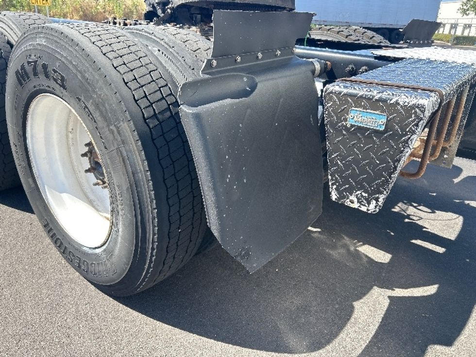 Sleeper Tractor-Heavy Duty Tractors-Freightliner-2020-Cascadia 12564ST-Stockton-CA-532,126\n\t\tmiles-$ 45,750 - Image 23