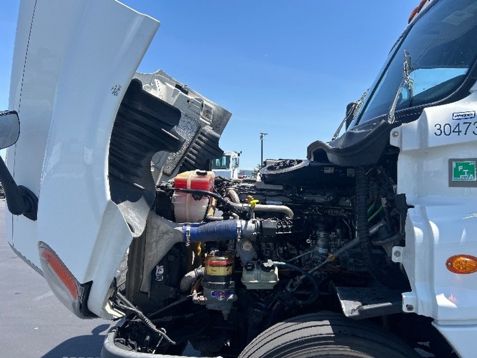 Sleeper Tractor-Heavy Duty Tractors-Freightliner-2020-Cascadia 12564ST-Stockton-CA-663,248\n\t\tmiles-$ 40,250 - Image 21