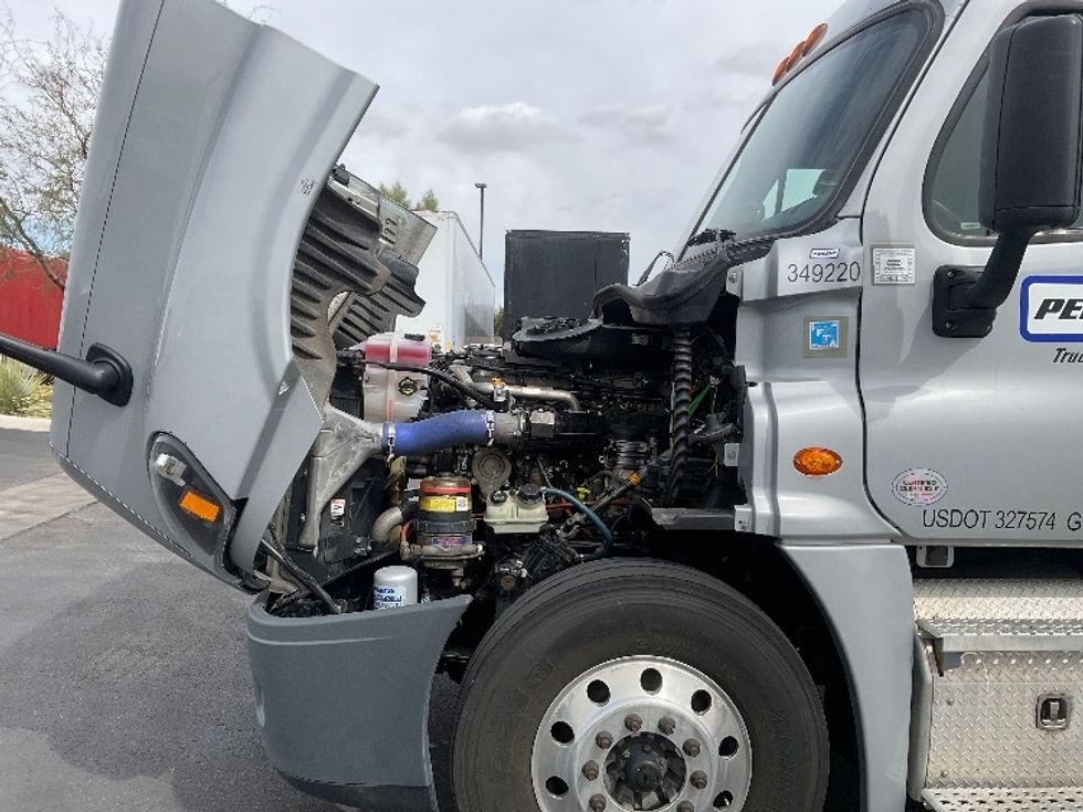 Sleeper Tractor-Heavy Duty Tractors-Freightliner-2020-Cascadia 12564ST-Tucson-AZ-599,967\n\t\tmiles-$ 48,000 - Image 21