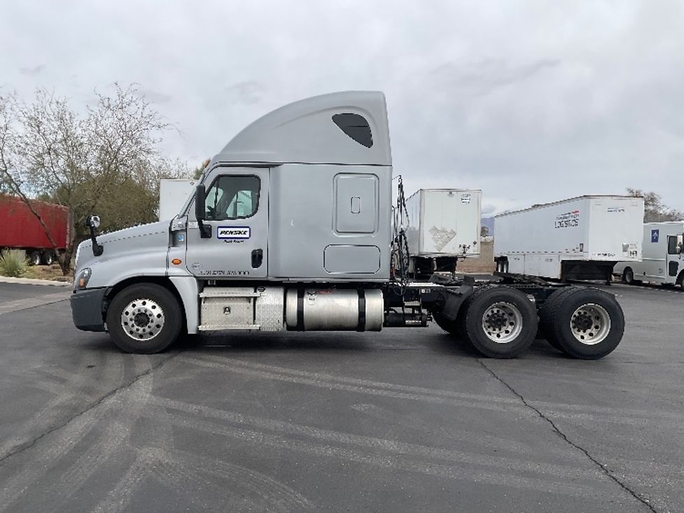 Sleeper Tractor-Heavy Duty Tractors-Freightliner-2020-Cascadia 12564ST-Tucson-AZ-599,967\n\t\tmiles-$ 48,000 - Image 4