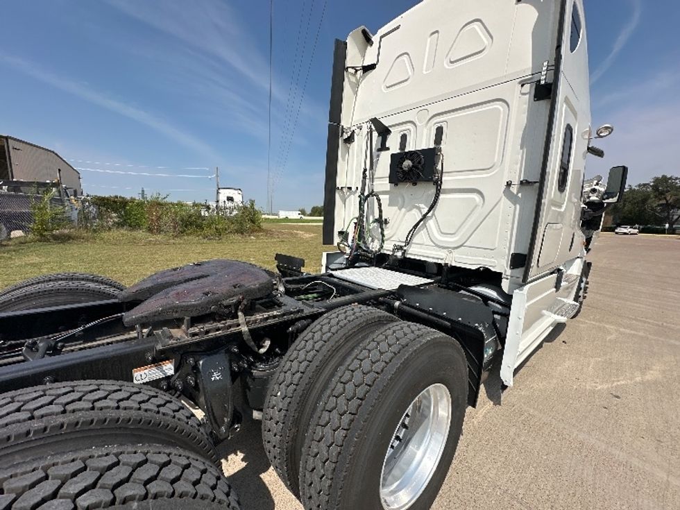 Sleeper Tractor-Heavy Duty Tractors-Freightliner-2020-Cascadia 12564ST-Waxahachie-TX-471,724\n\t\tmiles-$ 62,500 - Image 22