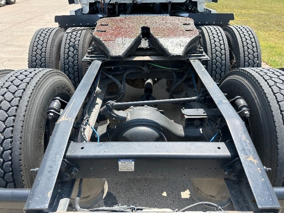 Sleeper Tractor-Heavy Duty Tractors-Freightliner-2020-Cascadia 12564ST-Waxahachie-TX-585,281\n\t\tmiles-$ 53,000 - Image 6